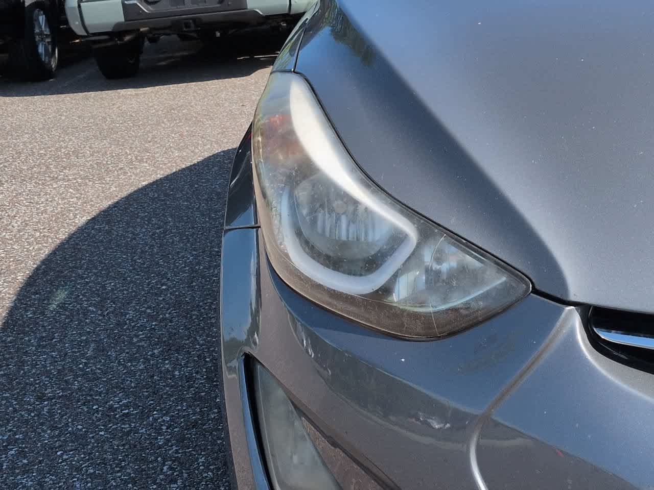 Used 2014 Hyundai Elantra SE w/ Option Group 02 FWD image 10