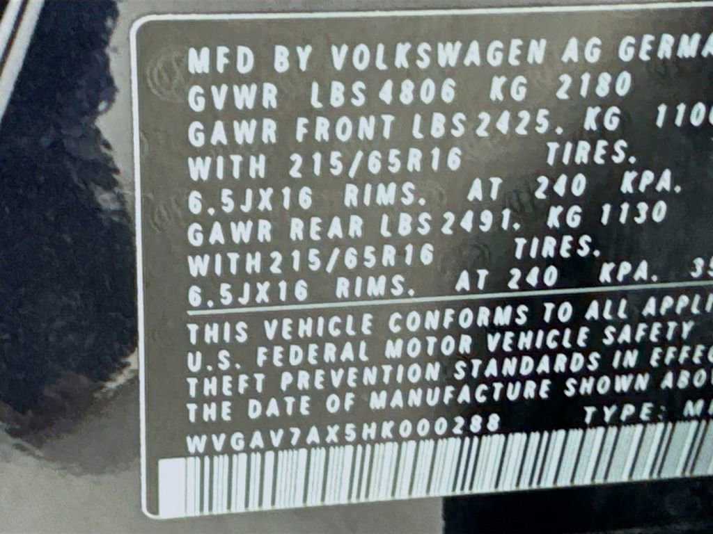 Used 2017 Volkswagen Tiguan S FWD image 40