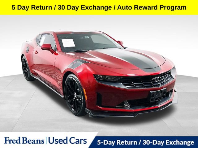 Used 2021 Chevrolet Camaro LT w/ Wild Cherry Design Package 2 RWD image 1