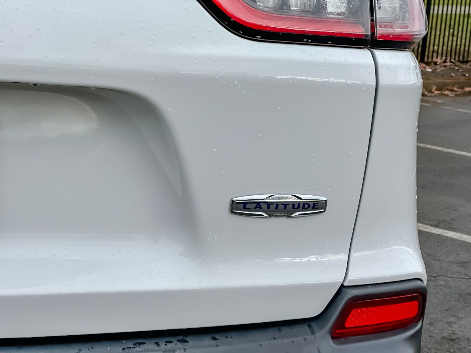 Used 2020 Jeep Cherokee Latitude image 26