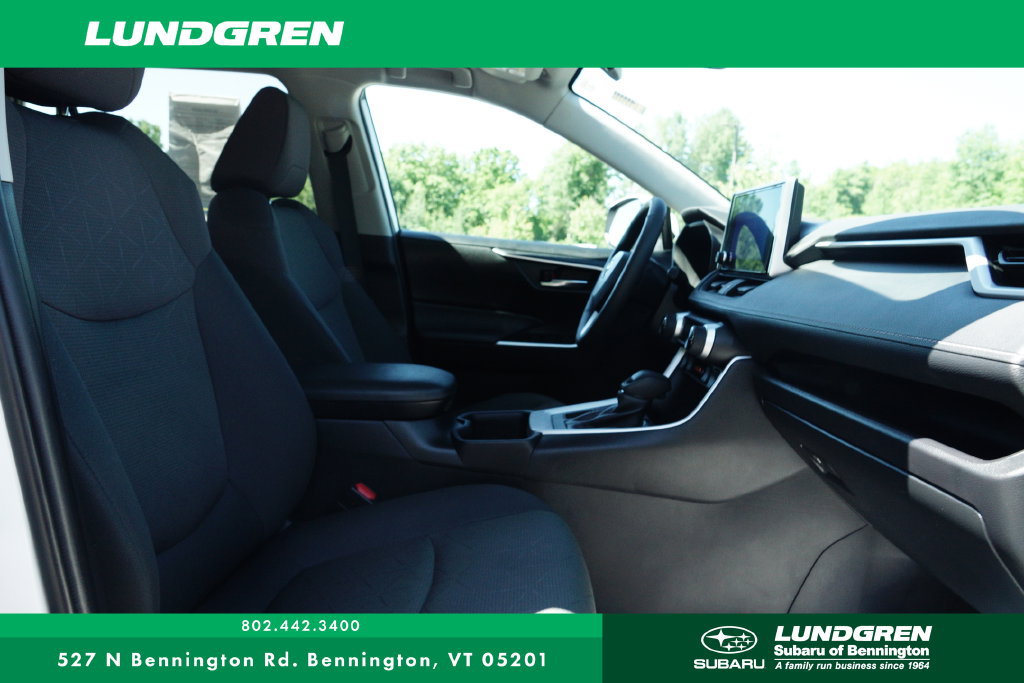 Used 2024 Toyota RAV4 XLE w/ Weather Package AWD/4WD image 10