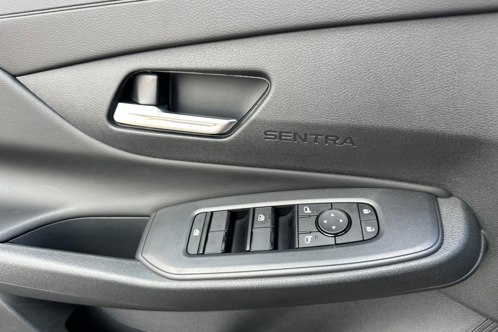 New 2026 Nissan Sentra SV w/ SV Convenience Package FWD image 11
