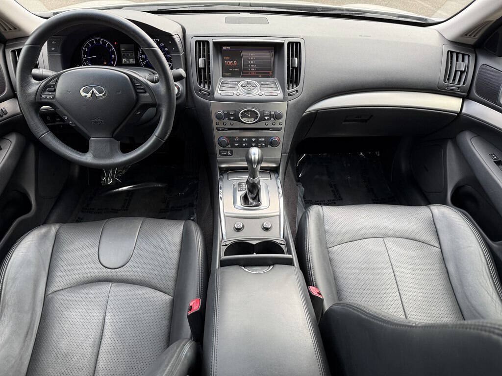 Used 2011 INFINITI G37 Journey w/ Premium Pkg RWD image 14
