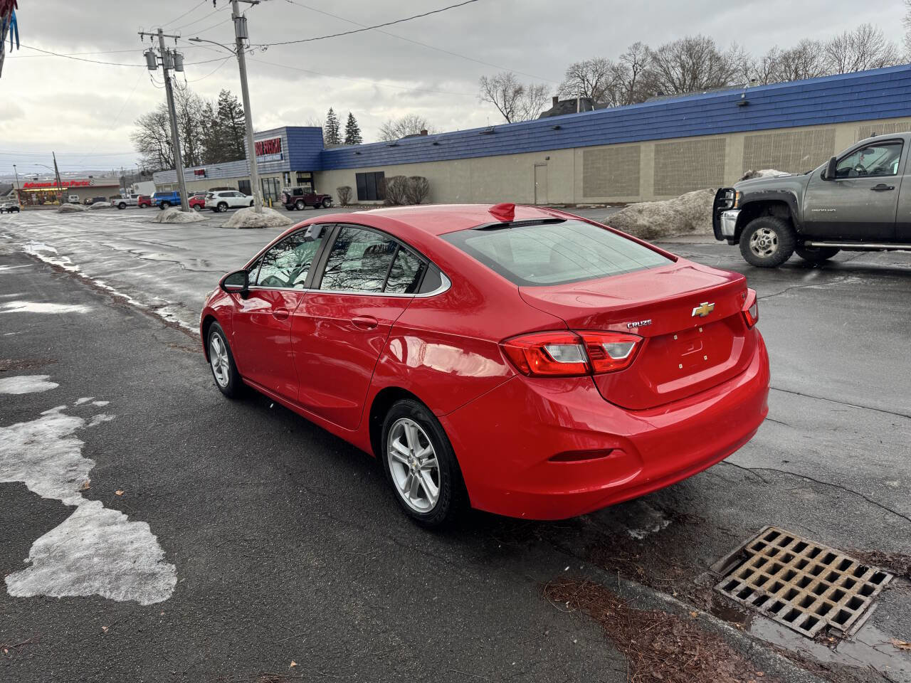 Used 2016 Chevrolet Cruze LT FWD image 7