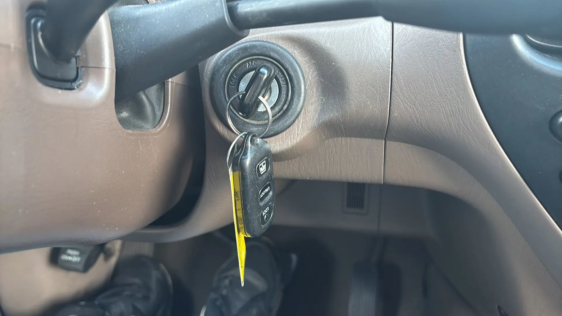 Used 2002 Toyota Sequoia SR5 image 48