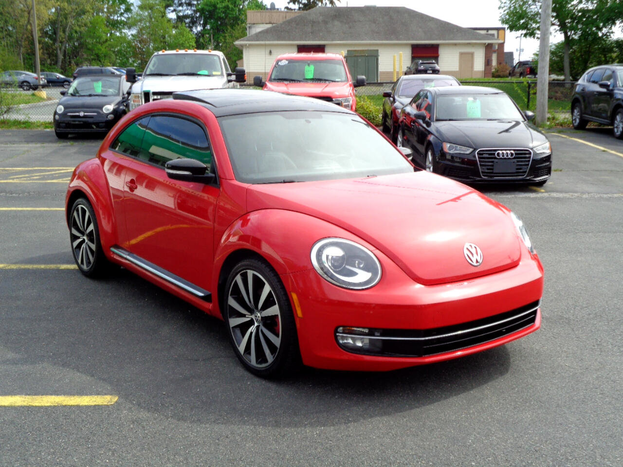 Used 2012 Volkswagen Beetle 2.0T image 3