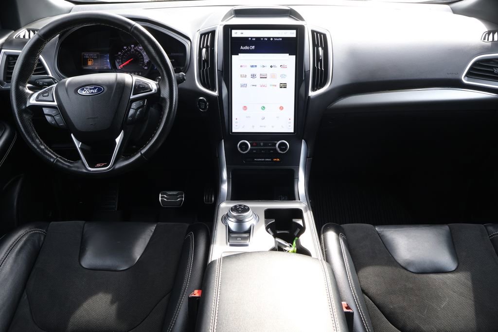 Used 2023 Ford Edge ST image 14