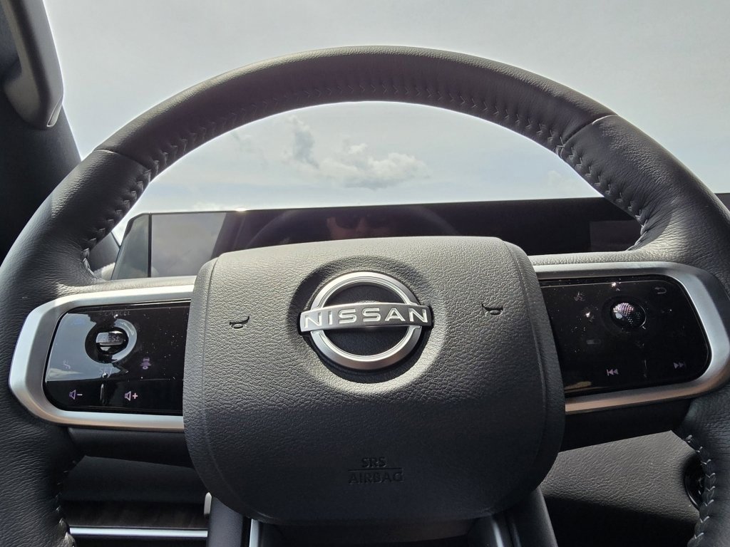 New 2025 Nissan Armada SL w/ Captain's Chari Seat Package image 16