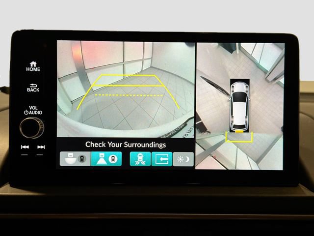 Used 2025 Honda Pilot Elite image 12