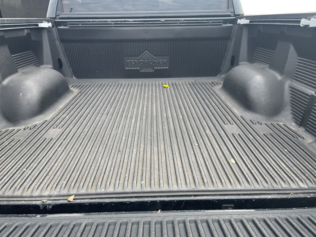 Used 2018 Toyota Tundra SR5 w/ SR5 Upgrade Package image 22