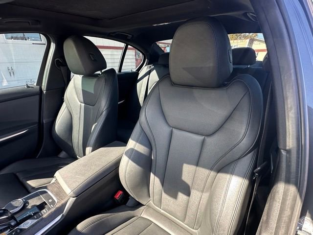 Used 2019 BMW 330i xDrive Sedan w/ Driving Assistance Package image 2
