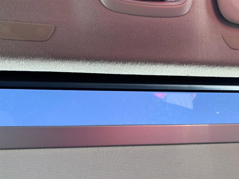 Used 2019 Volvo XC40 T5 Momentum image 31