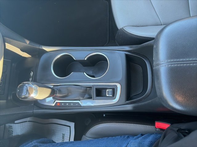 Used 2020 Chevrolet Equinox Premier image 24