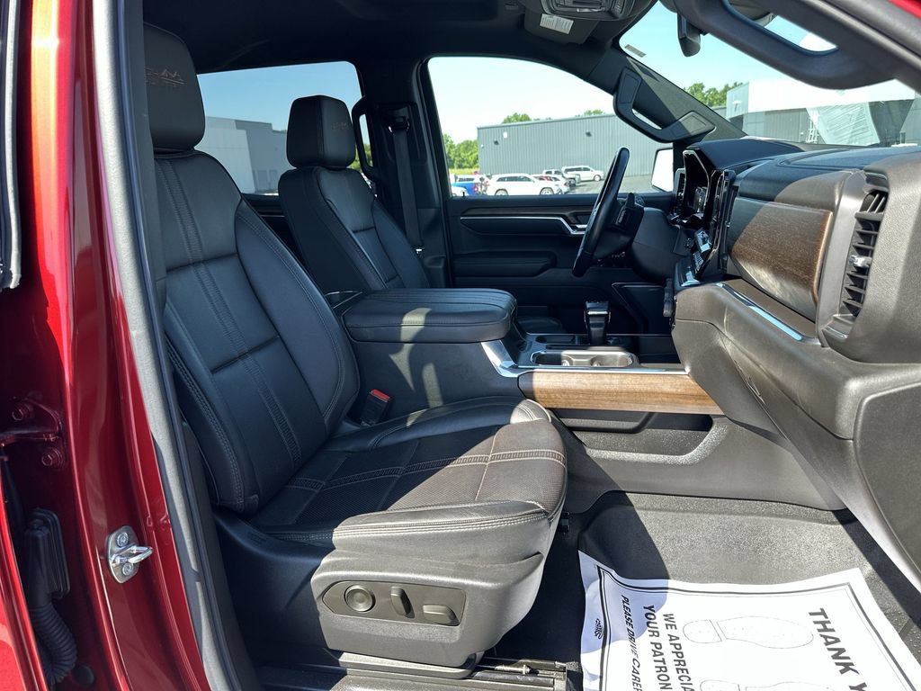 Used 2023 Chevrolet Silverado 1500 High Country AWD/4WD image 29