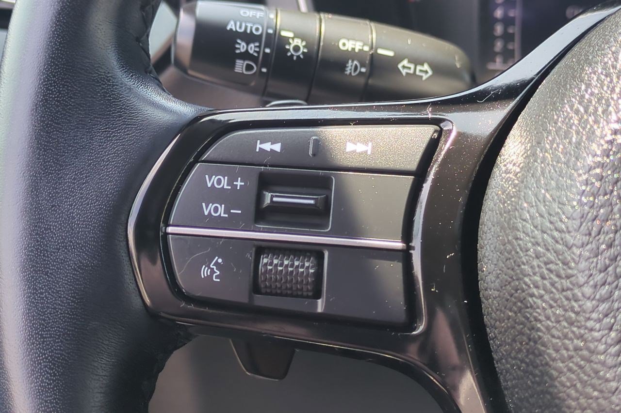 Certified 2023 Honda Pilot Elite image 12