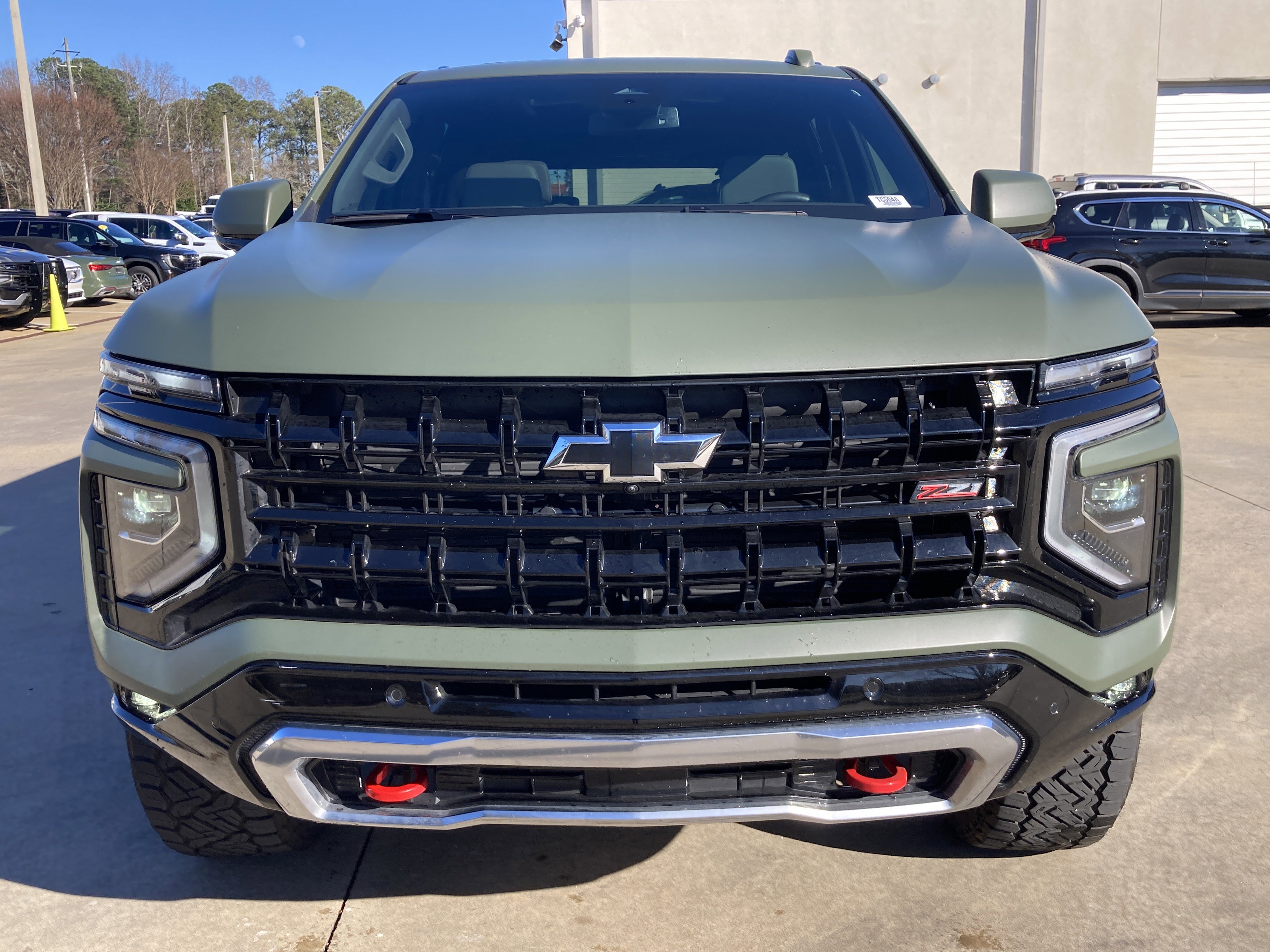 Used 2025 Chevrolet Tahoe Z71 w/ Comfort Package image 2