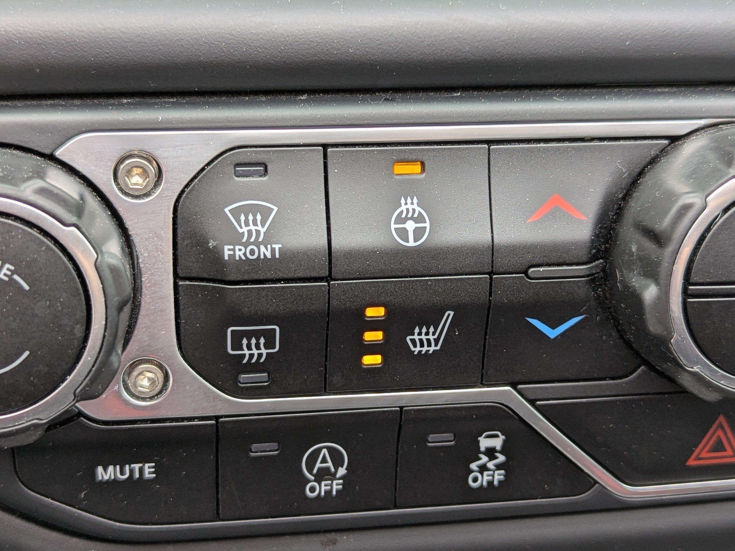 Used 2022 Jeep Wrangler Unlimited Rubicon w/ Xtreme Recon 35" Tire Package image 30