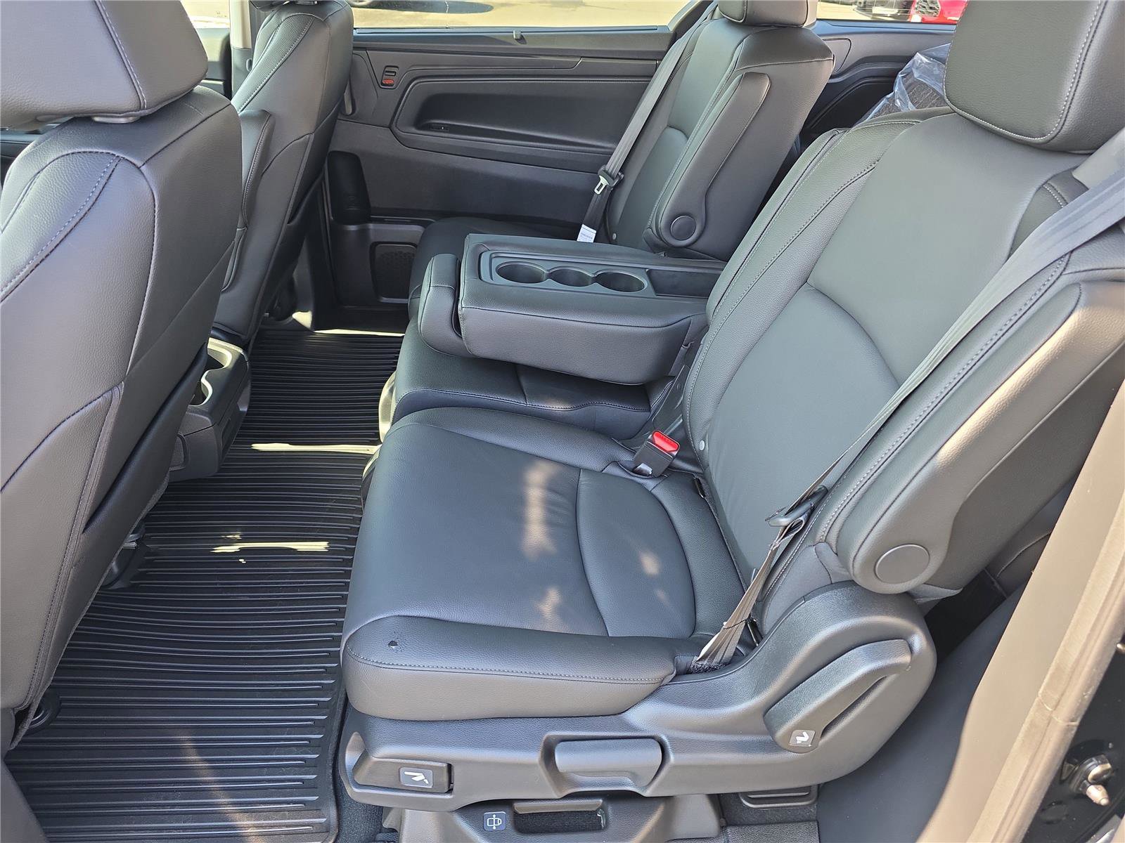New 2026 Honda Odyssey EX-L image 13