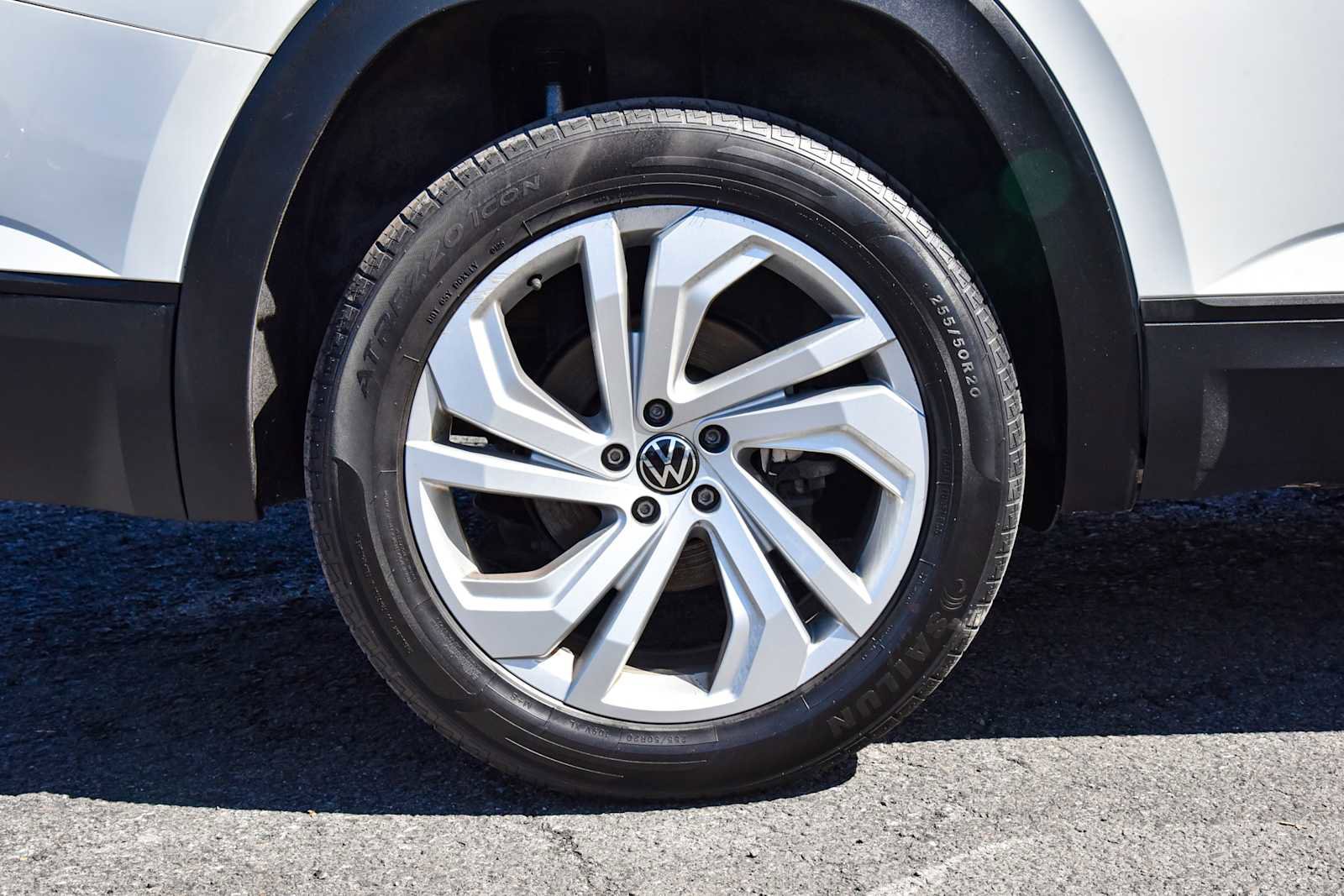 Used 2021 Volkswagen Atlas SE AWD/4WD image 12