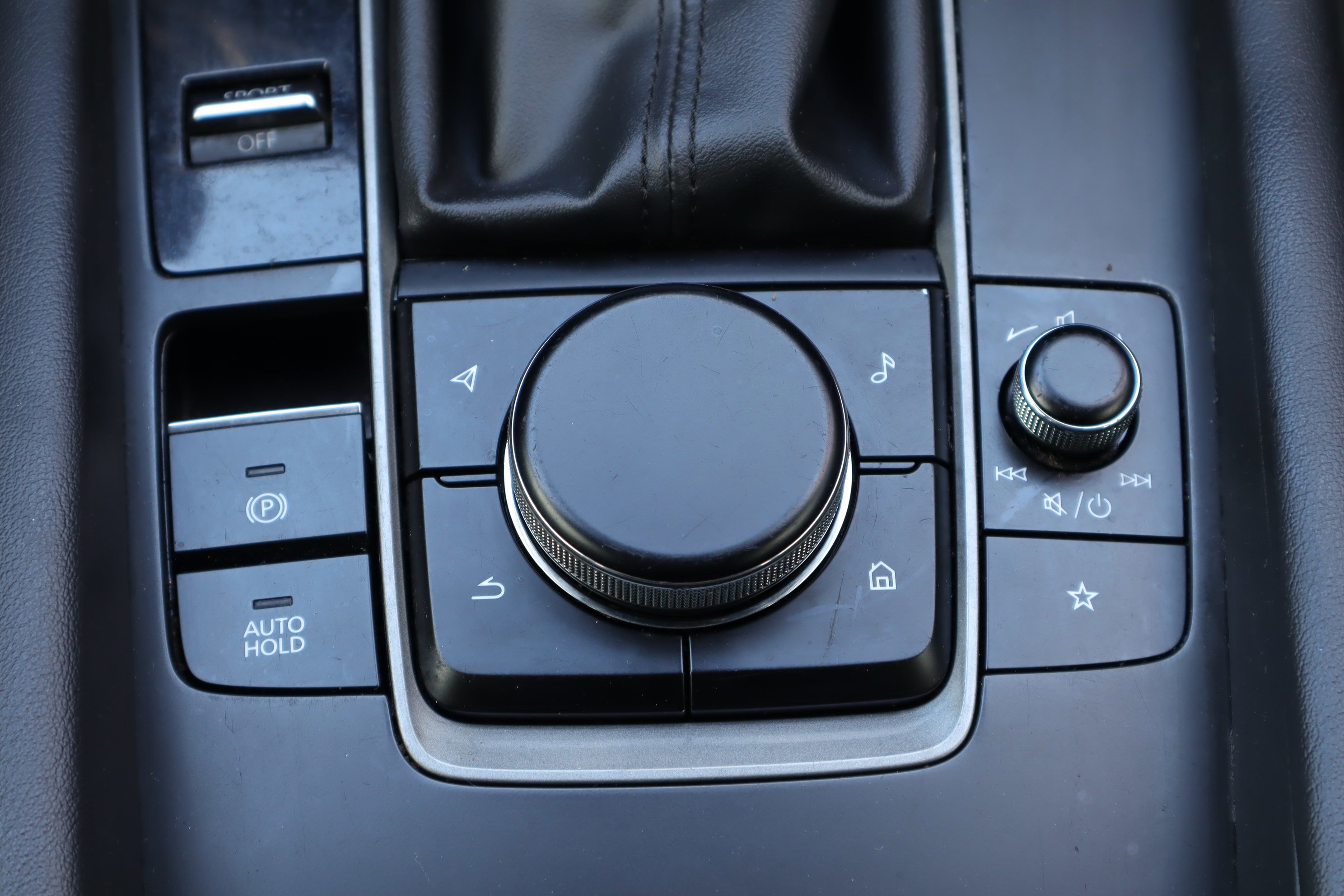 Certified 2022 MAZDA MAZDA3 s image 22