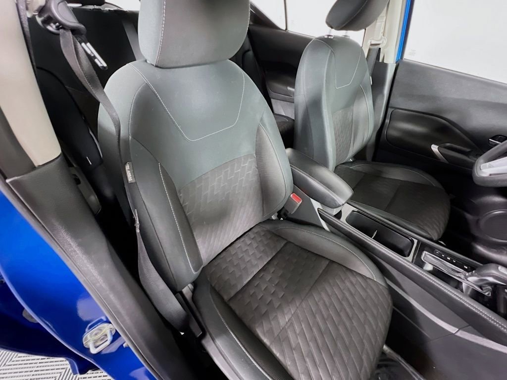 Used 2021 Nissan Kicks SV image 25