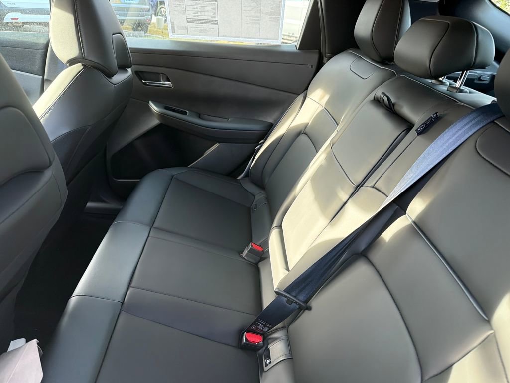 New 2026 Nissan Leaf SV+ w/ Floor Mat Package (SV+) image 28