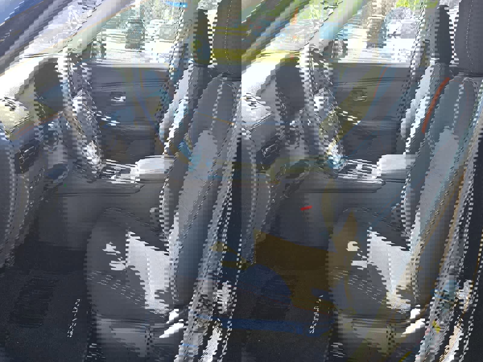 Used 2020 Nissan Sentra SR image 3