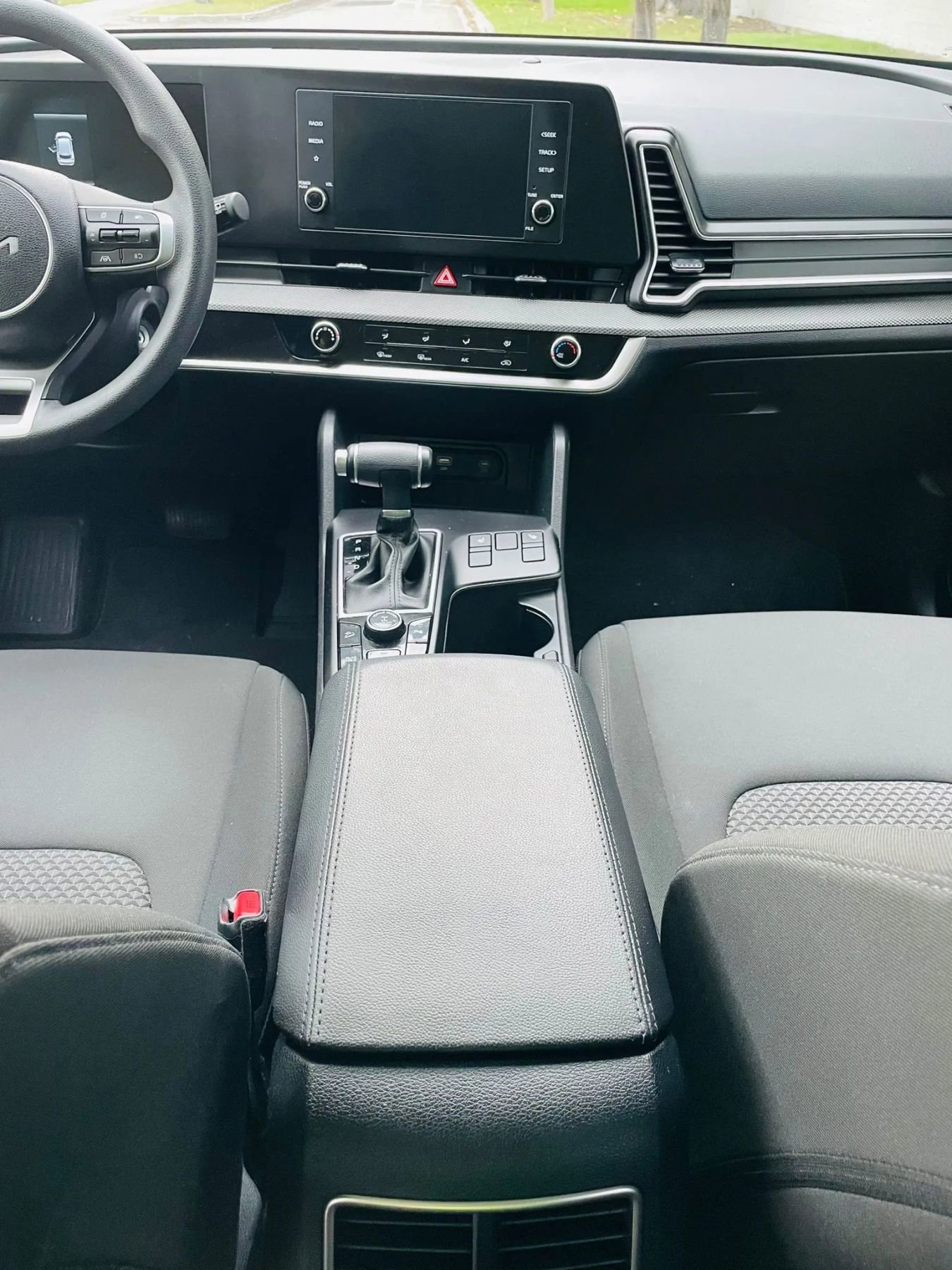 Used 2023 Kia Sportage LX image 14