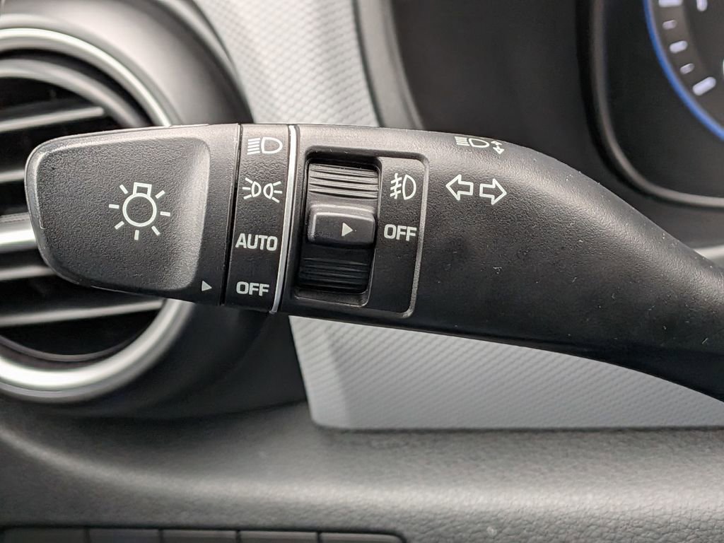 Used 2021 Hyundai Kona Ultimate image 19