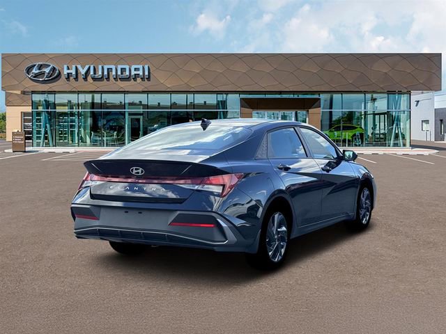 New 2026 Hyundai Elantra Sport image 7