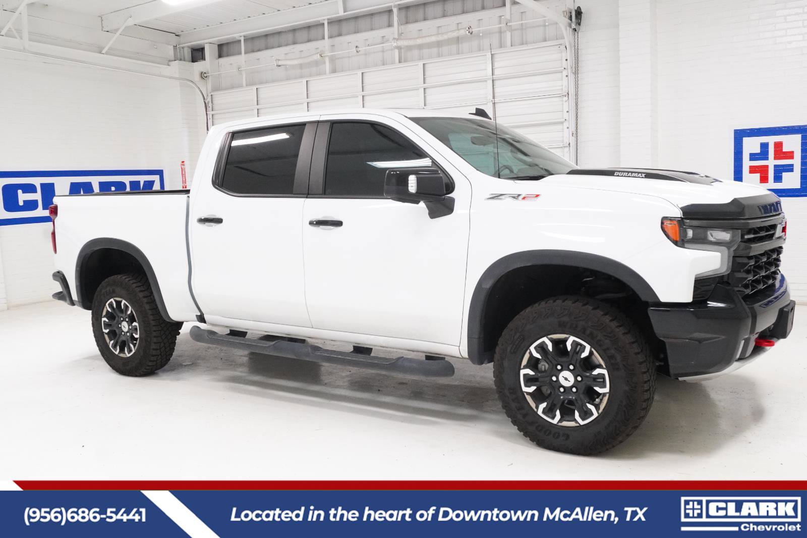 Used 2024 Chevrolet Silverado 1500 ZR2 w/ Technology Package AWD/4WD image 4