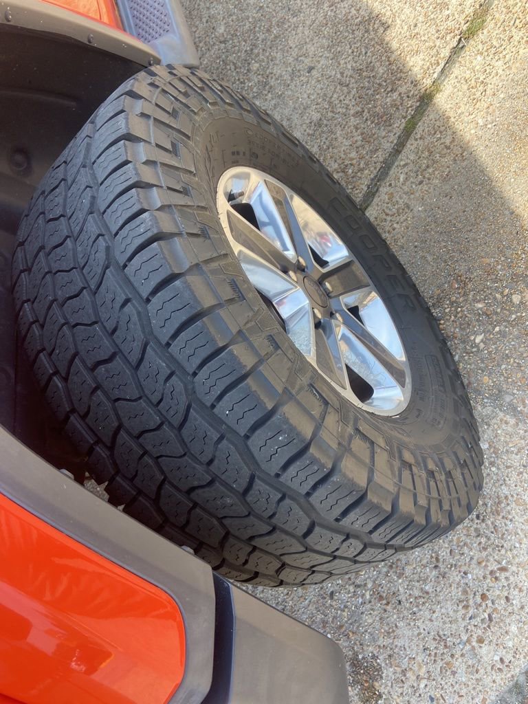 Used 2018 Jeep Wrangler Unlimited Sahara image 31