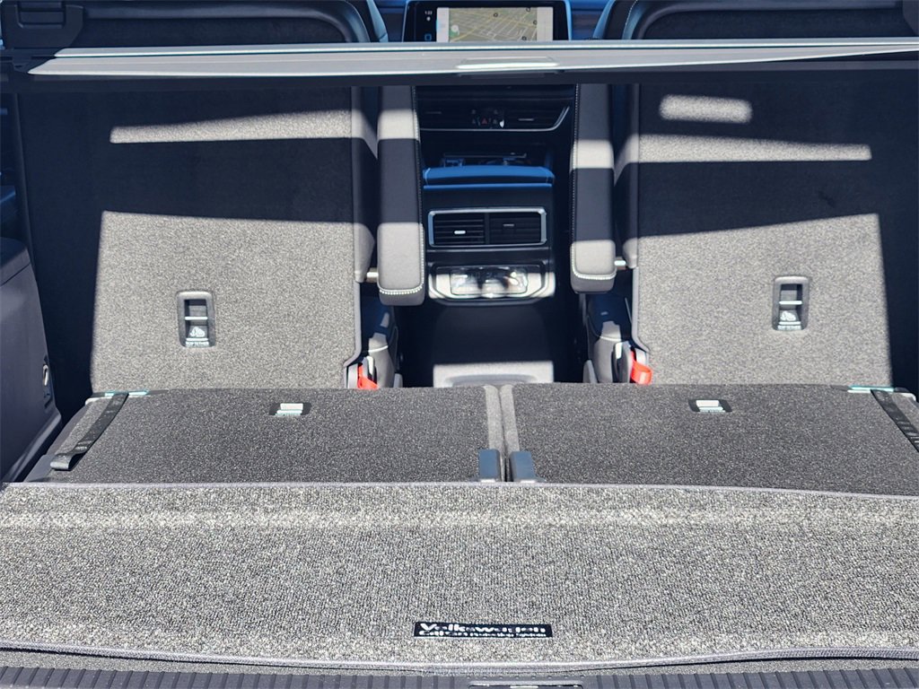 New 2026 Volkswagen Atlas SEL Premium R-Line image 24