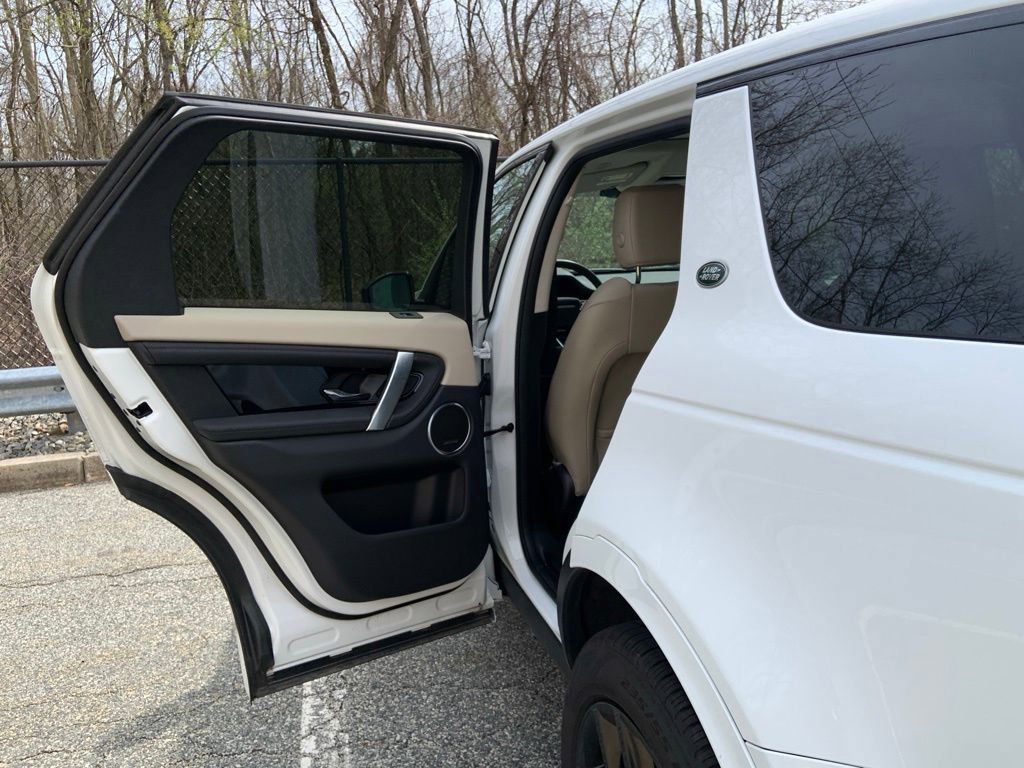 Certified 2024 Land Rover Discovery Sport S AWD/4WD image 15