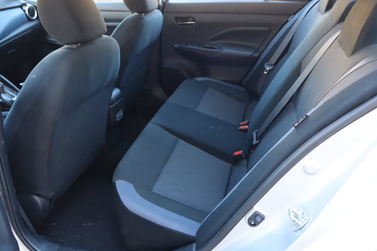 Used 2024 Nissan Versa SV FWD image 5