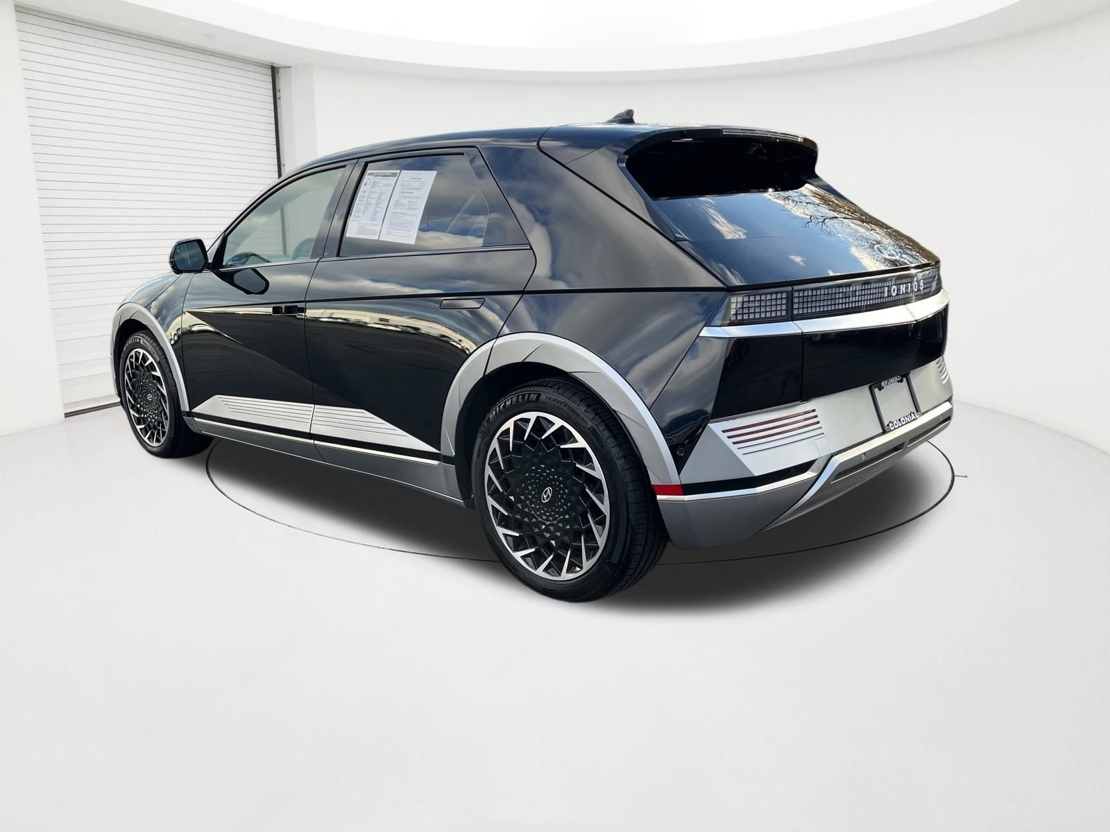 Used 2024 Hyundai Ioniq 5 Limited AWD/4WD image 3