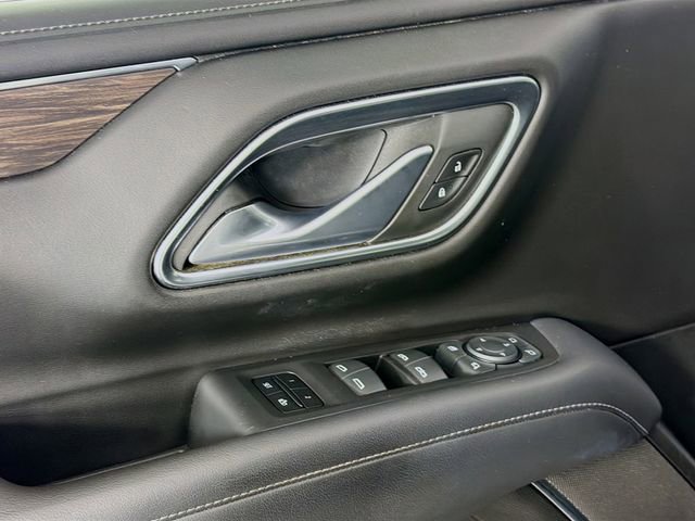 Used 2022 Chevrolet Tahoe Z71 w/ Luxury Package AWD/4WD image 21