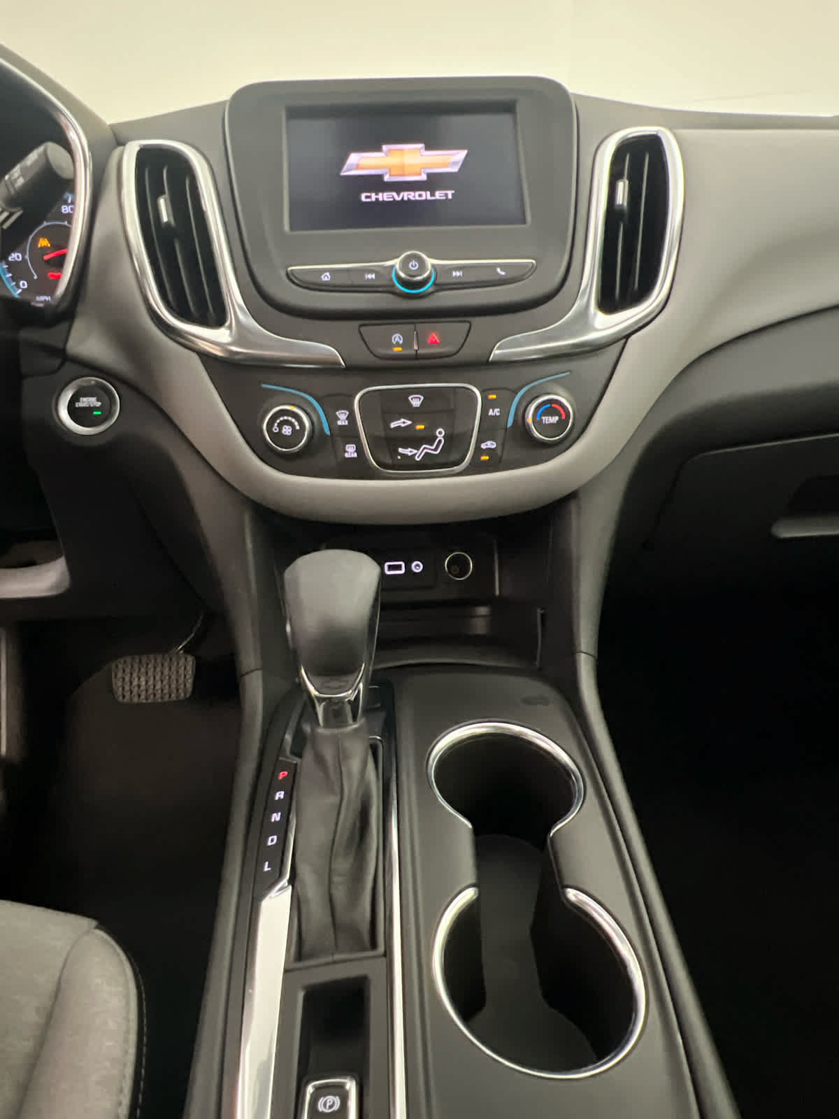 Used 2023 Chevrolet Equinox LS AWD/4WD image 18