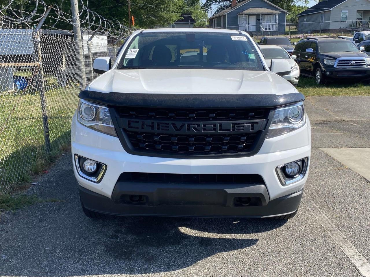 Used 2019 Chevrolet Colorado Z71 AWD/4WD image 2