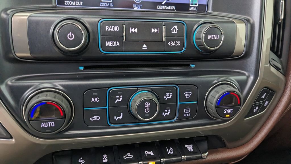 Used 2017 Chevrolet Silverado 3500 High Country image 26