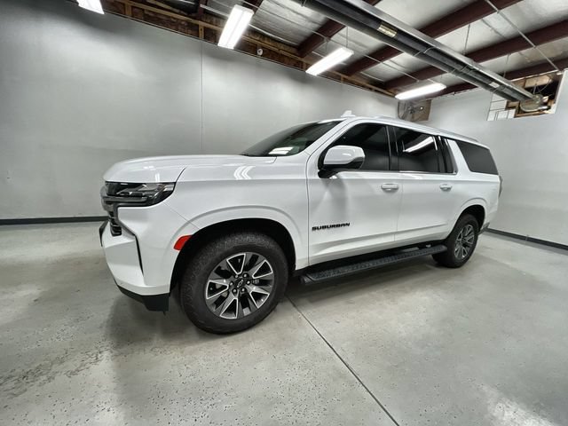 Certified 2022 Chevrolet Suburban LT w/ LT Signature Package AWD/4WD image 5