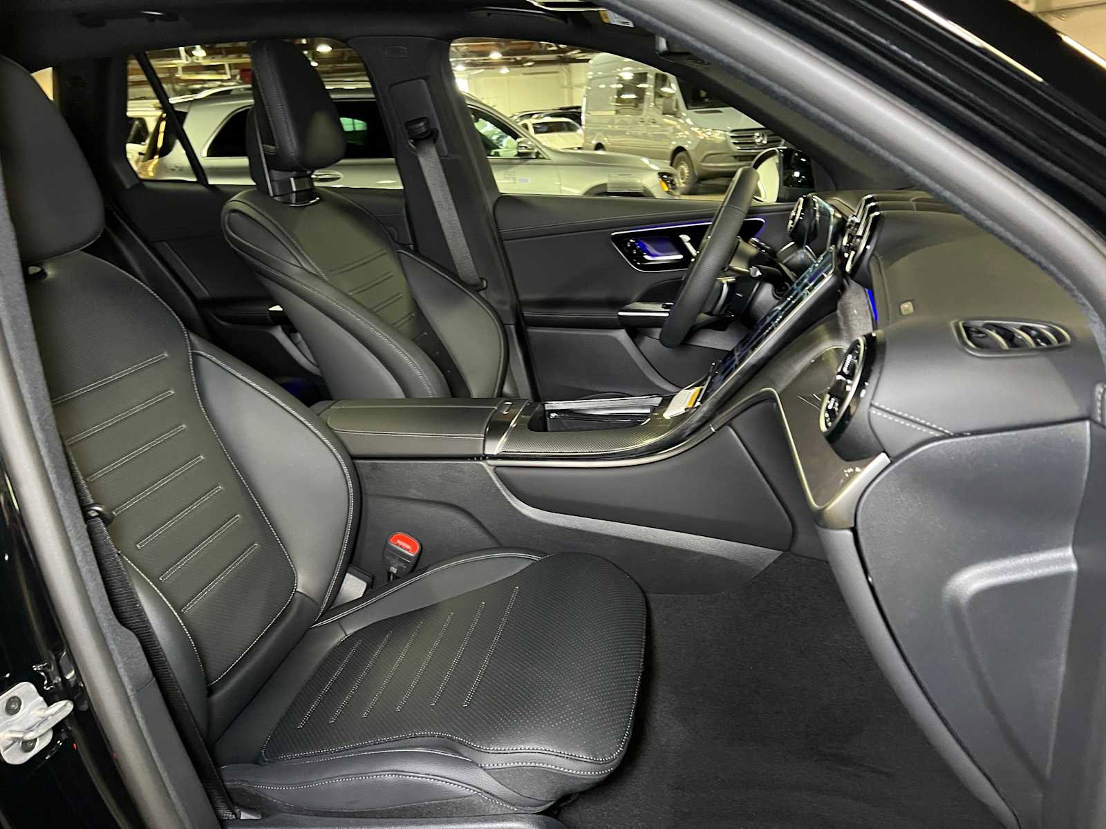 New 2025 Mercedes-Benz GLC 300 4MATIC image 11