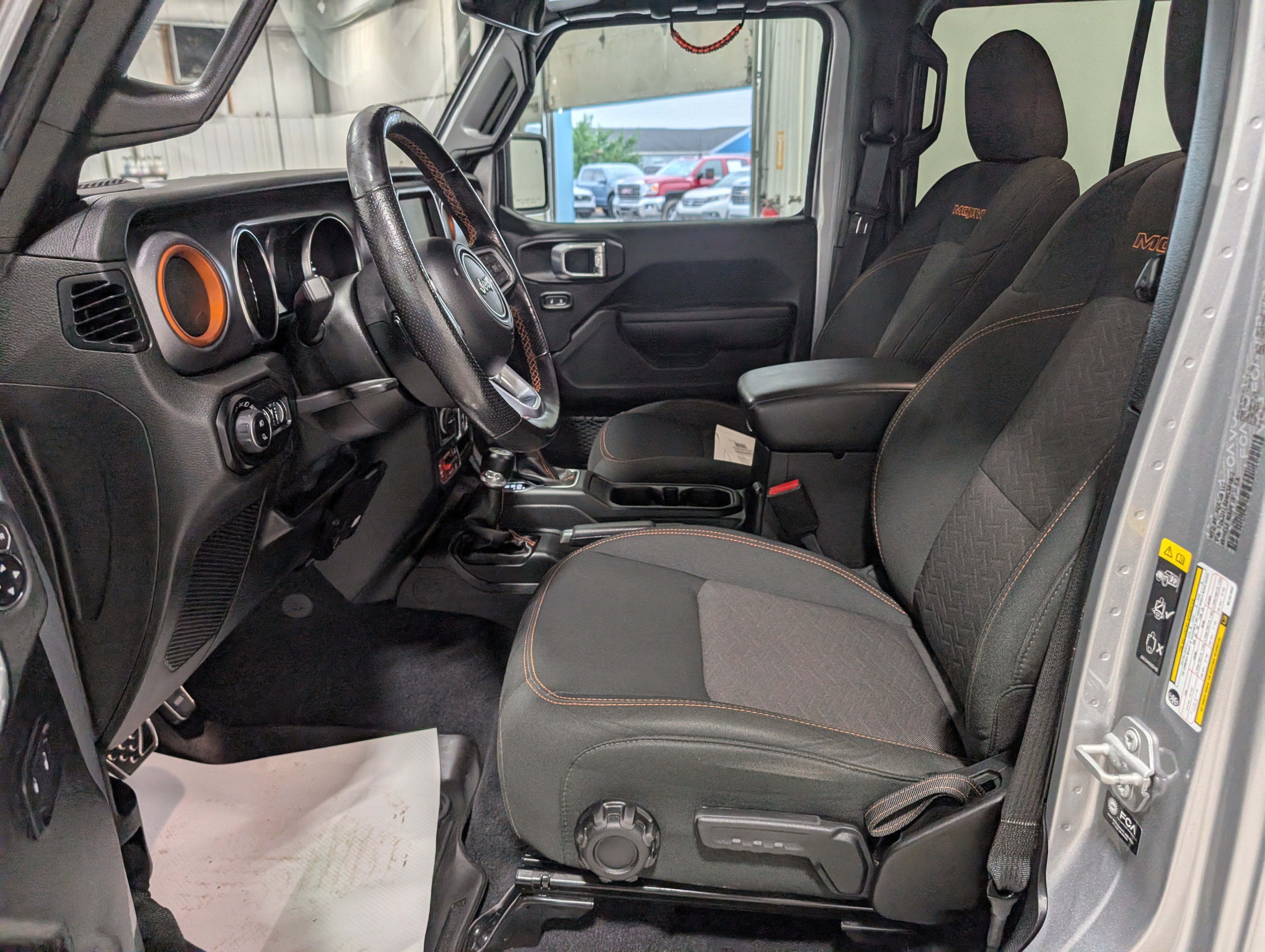 Used 2021 Jeep Gladiator Mojave AWD/4WD image 16