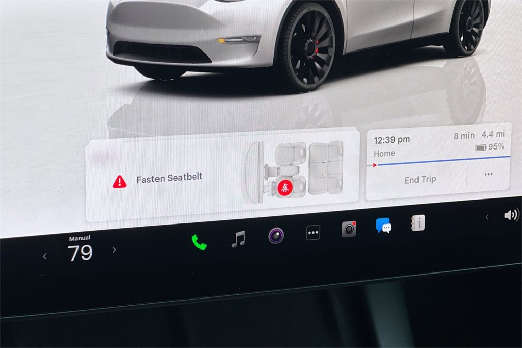 Used 2023 Tesla Model Y Performance image 28