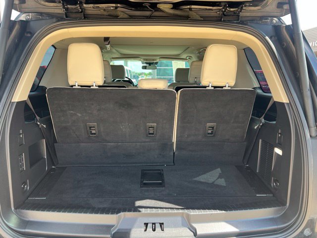 Certified 2018 Ford Expedition Platinum RWD image 19