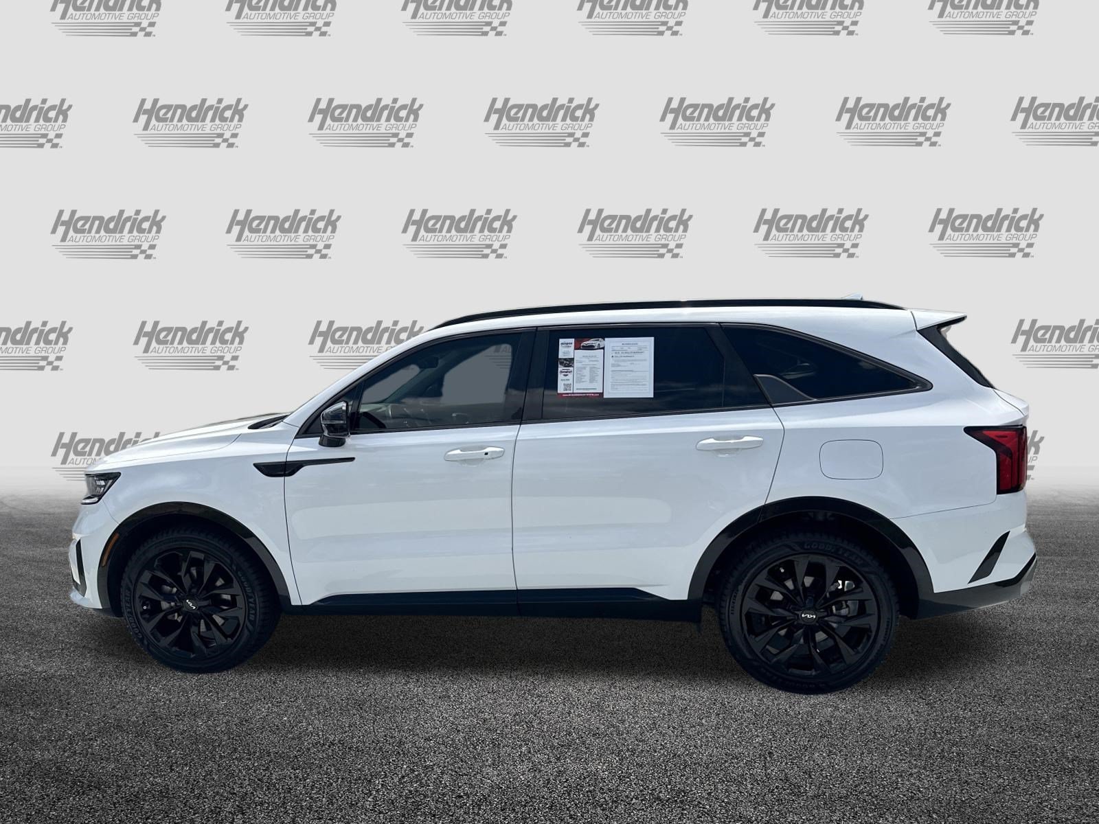 Used 2023 Kia Sorento SX FWD image 7