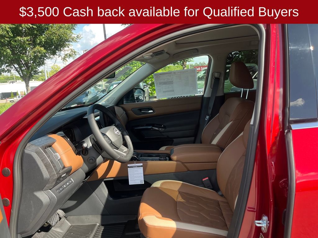 New 2026 Nissan Pathfinder Platinum AWD/4WD image 10