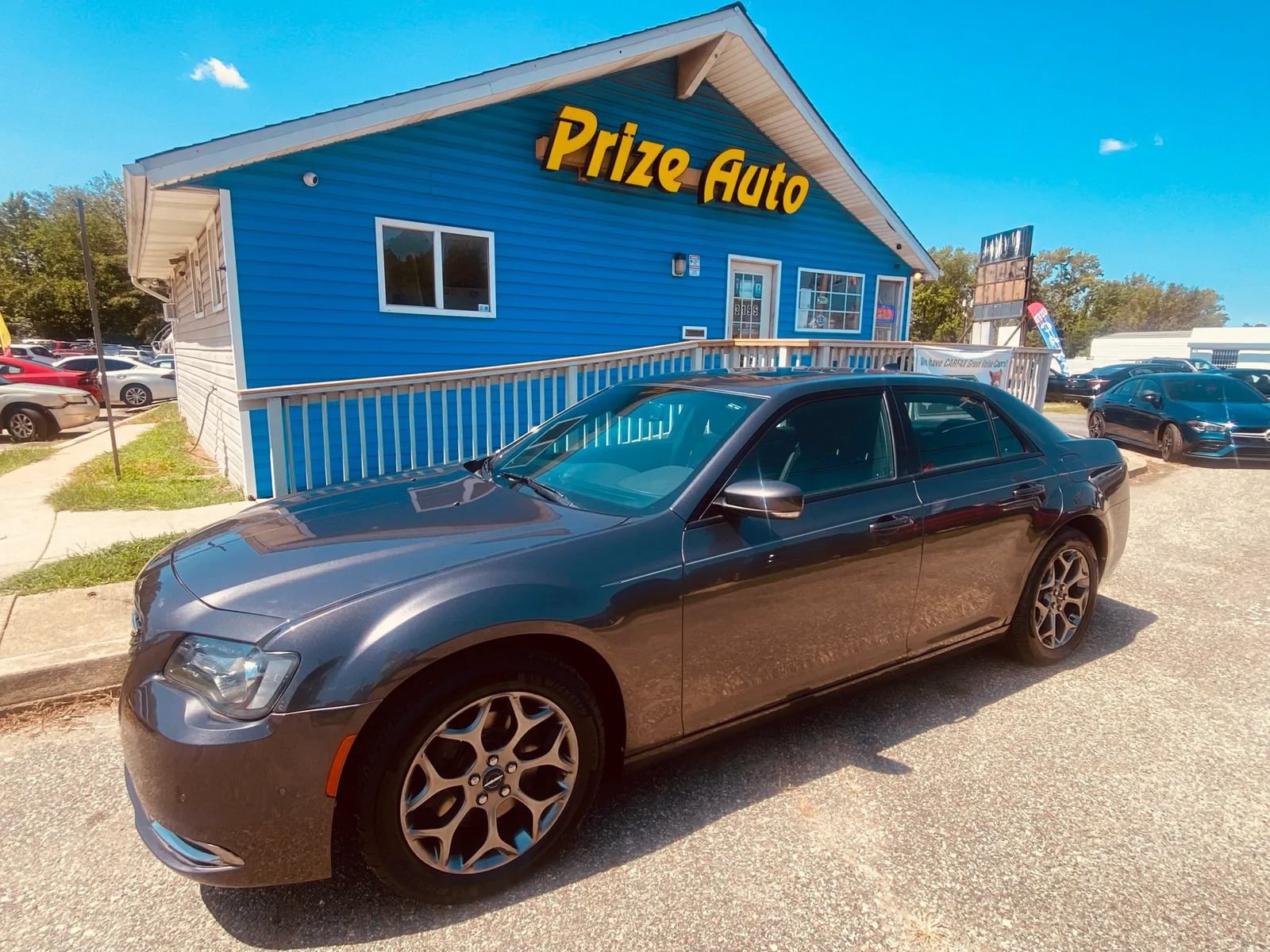 Used 2017 Chrysler 300 S w/ 300S Premium Group AWD/4WD image 2