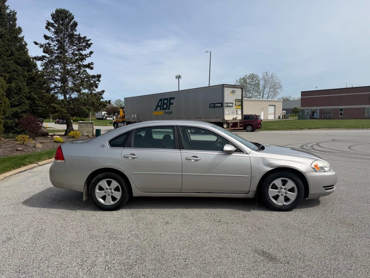Used 2008 Chevrolet Impala LT FWD image 5