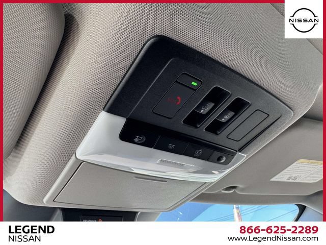 Used 2023 Nissan Rogue Platinum w/ Platinum Premium Package AWD/4WD image 34